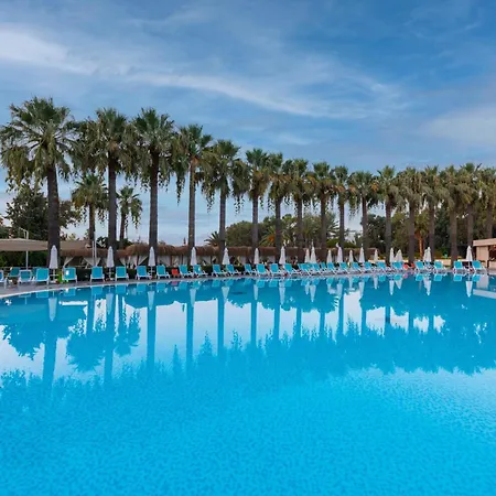 Hotel Asteria Collection Side